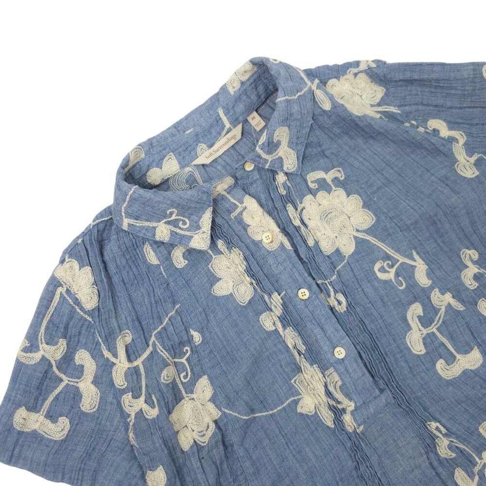 Soft Surroundings Pleated Floral Top Womens XS Embroidered Cotton Blend Chambray